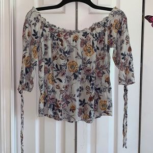 Off shoulder crop top